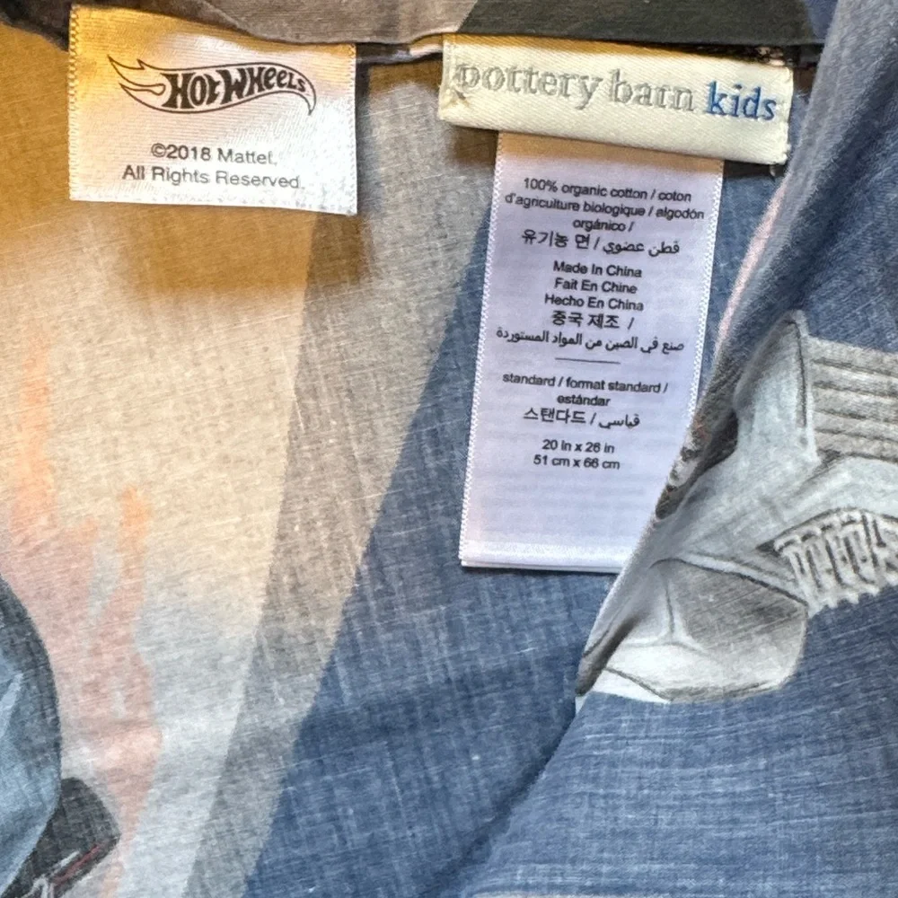 Pottery Barn Kids Hot Wheels Twin Duvet with Two Standard Shams - Picture 8 of 8